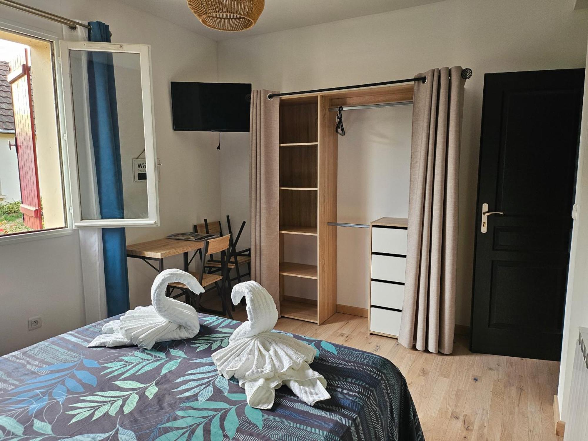 Les Chambres D'Estelle Guecelard Bilik gambar